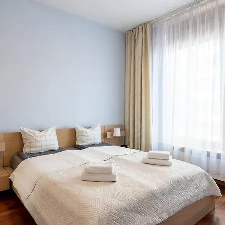 Apartment Urban Chic - One Bedroom - Center&stawki *