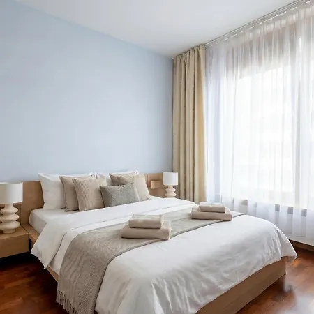 Urban - Great Location - Center - Stawki *