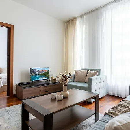 شقة Urban - Great Location - Center - Stawki