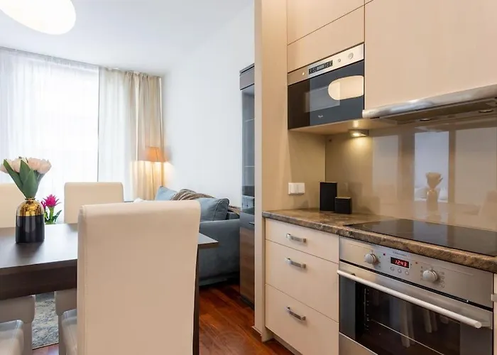 Apartament Urban - Great Location - Center - Stawki