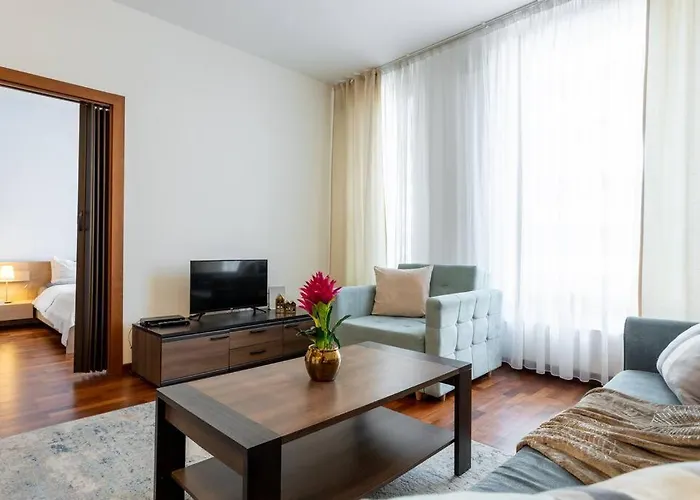 Urban - Great Location - Center - Stawki